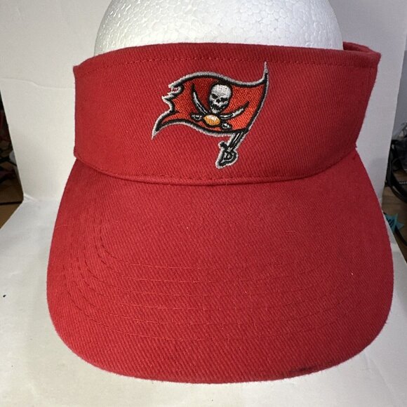 Tampa Bay Buccaneers Hook and Loop Adjustment - Picture 1 of 4